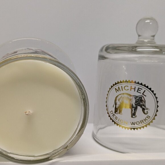 NEW! Michel Design Works Christmas by the Hearth Glass Cloche Candle 5.8oz/164g - Picture 9 of 9